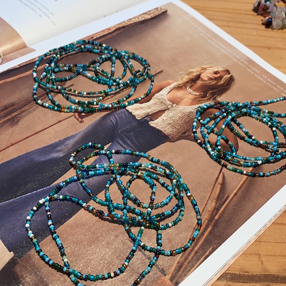 🌼✌️🌼 ‼️ BLUE SKY SEED BEED NECKLACES ‼️ - Picture 3 of 11